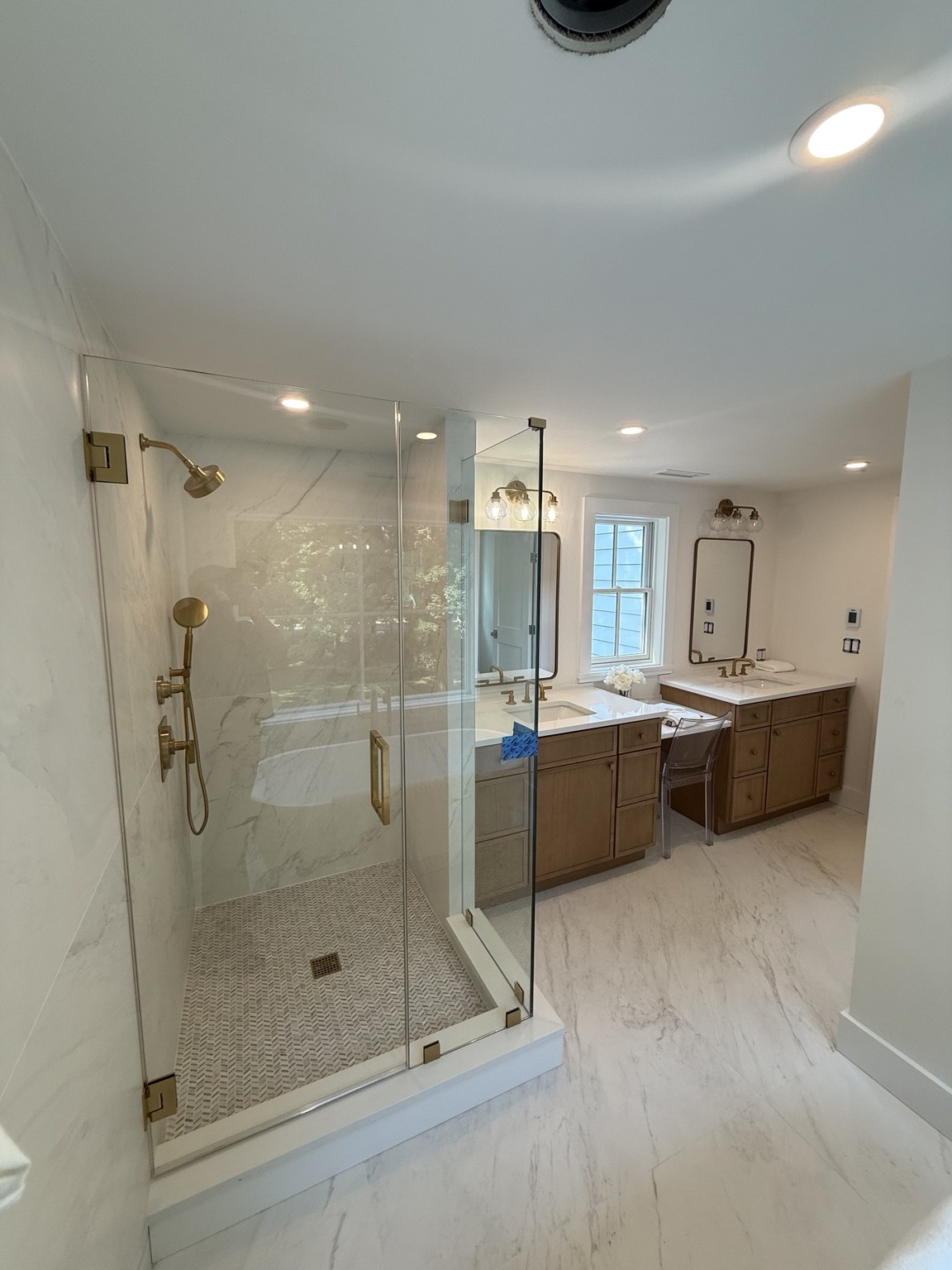 Corner Shower Enclosure — Hinged shower door with fixed corner glass