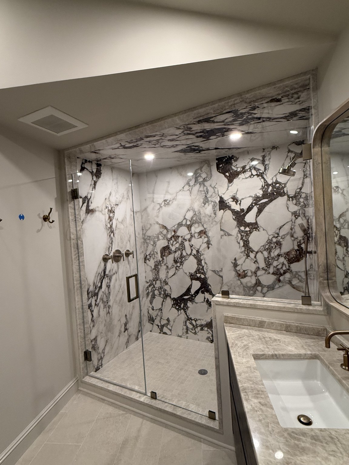 Luxury Frameless Shower — Custom enclosure • Clear glass